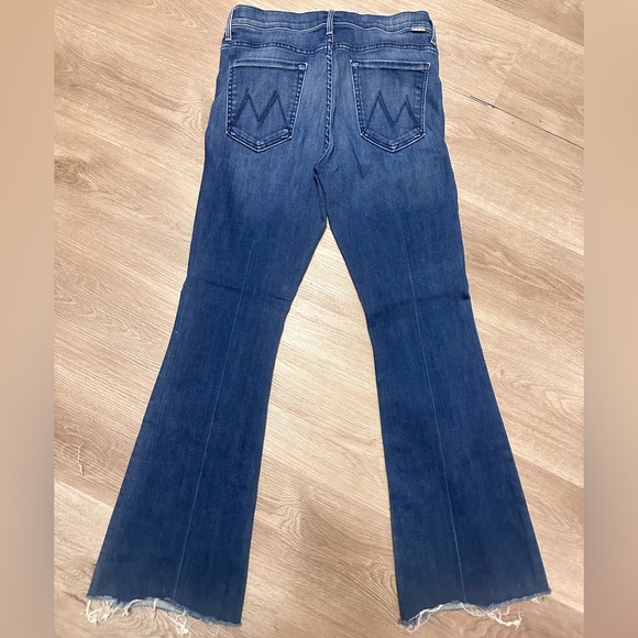 MOTHER The Weekender Flare Fray Jeans 20,000 Leagues Under The Sea Wash Size 30 - Picture 3 of 6